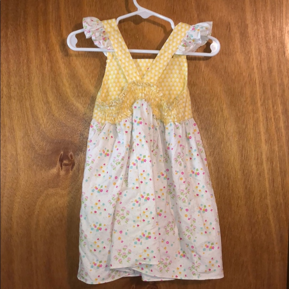 RicRac & Ruffles - Picture 2 of 2